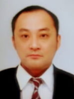 小島崇誌（たかし）