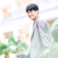 縄亮太郎