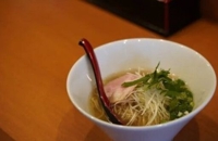 牛骨塩ラーメン 七壱