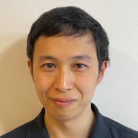 角川佳弘
