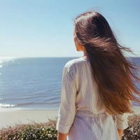 りえな｜Canvaとマーケティングに強い現役デザイナー