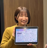 望月汐里|伝わるデザイン