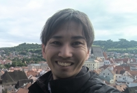 Yumi＠文系SE→東証プライム人事→海外駐在→PM