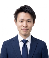 春名大成