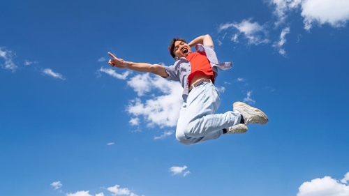 _【初心者歓迎】_非エンジニアでも最短3ヶ月で収益化！少額投資×AIでWebアプリ立ち上げ